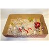 Image 1 : BOX GLASS ORNAMENTS