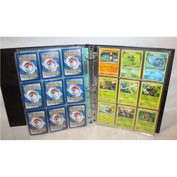BINDER OF VINTAGE POKÉMON CARDS