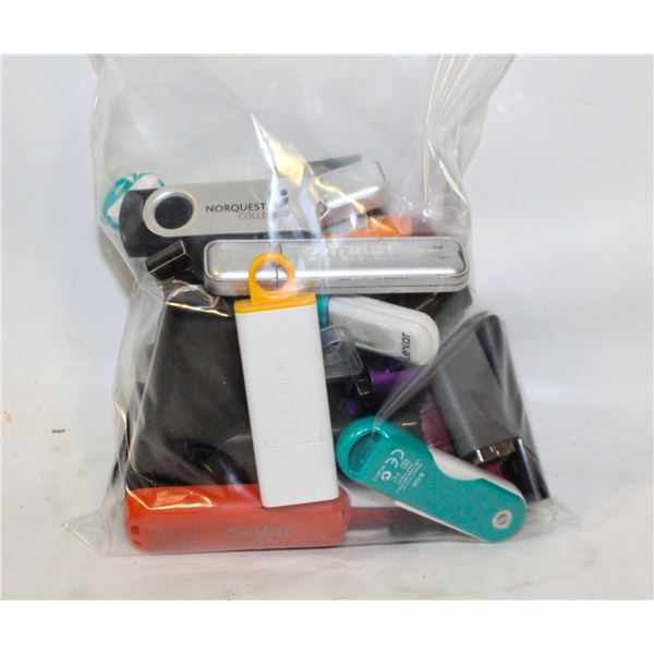 OVER 30 USB MEMORY STICKS