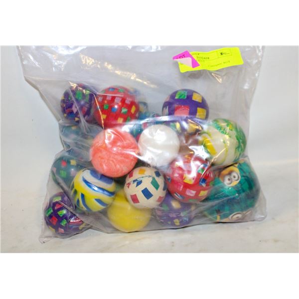 30 BOUNCY BALLS