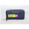 Image 1 : MICHAEL KORS NAVYBLUE WRISTLET (MISSING STRAP)