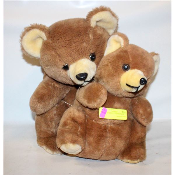 LARGE & SMALL STUFFED BEAR