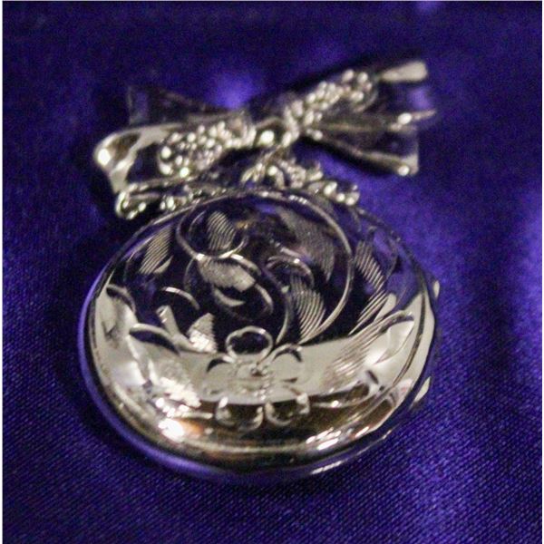 VTG LADYE FAYRE STER SILV LOCKET PIN- 7.78 GRAMS
