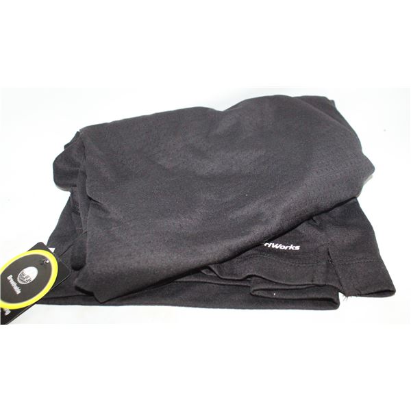 AW PRO TECHT MENS LARGE NEW W/TAGS