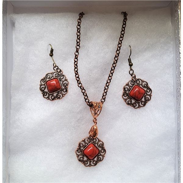 4)  SQUARE CUT RED TURQUOISE SET IN FILAGREE