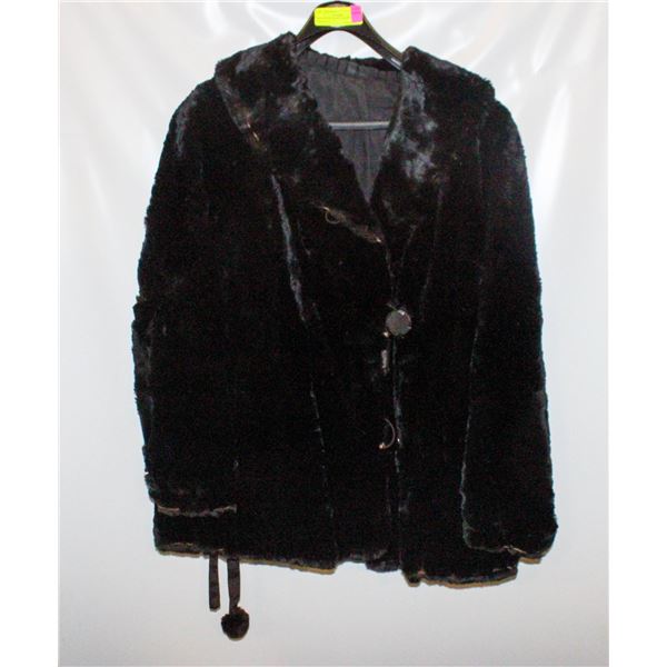 ESTATE FUR JACKET (SOME SPOTS NEED TLC)