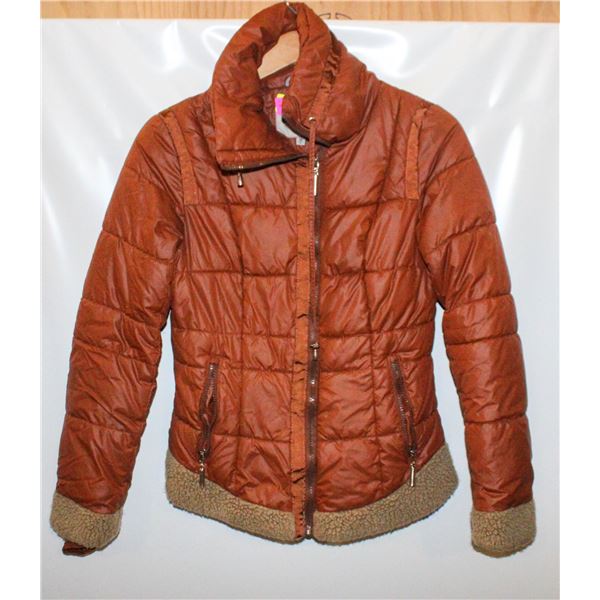 MARCO AND CO WOMENS COLLECTION PADDED