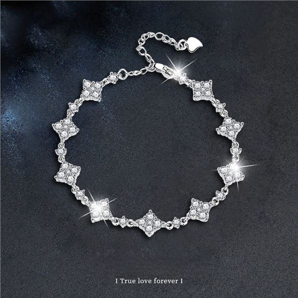 GRA CERTIFIED CLOVER-LEAF STYLE ROUND BRILLIANT