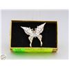 Image 1 : NEW WHITE ENAMEL BUTTERFLY BROOCH
