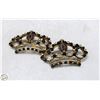 Image 1 : PAIR OF VINTAGE CROWN SHAPED BROOCHES