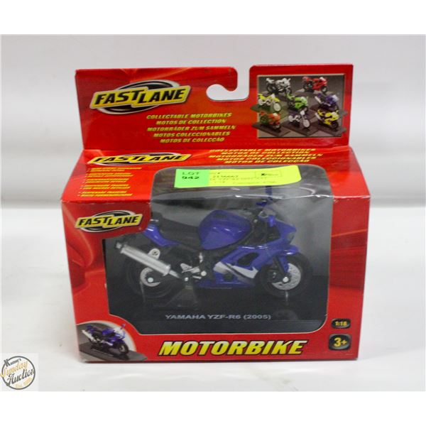 NEW YAMAHA YZF-R6 DIECAST BIKE MODEL, 1/18
