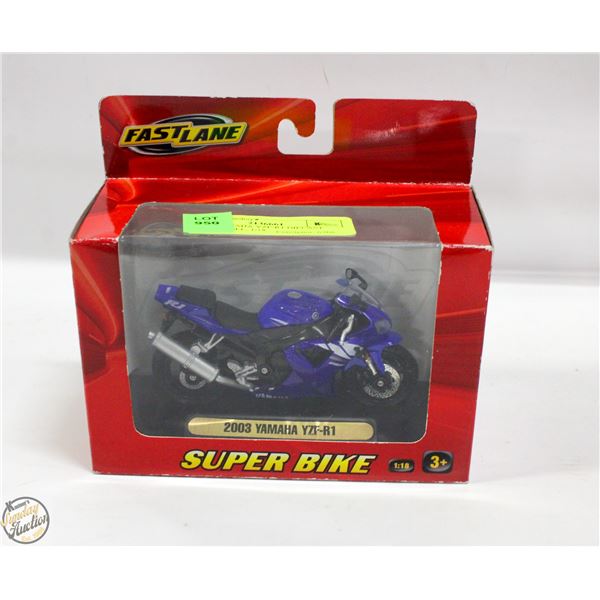 NEW YAMAHA YZF-R1 DIECAST BIKE MODEL, 1/18