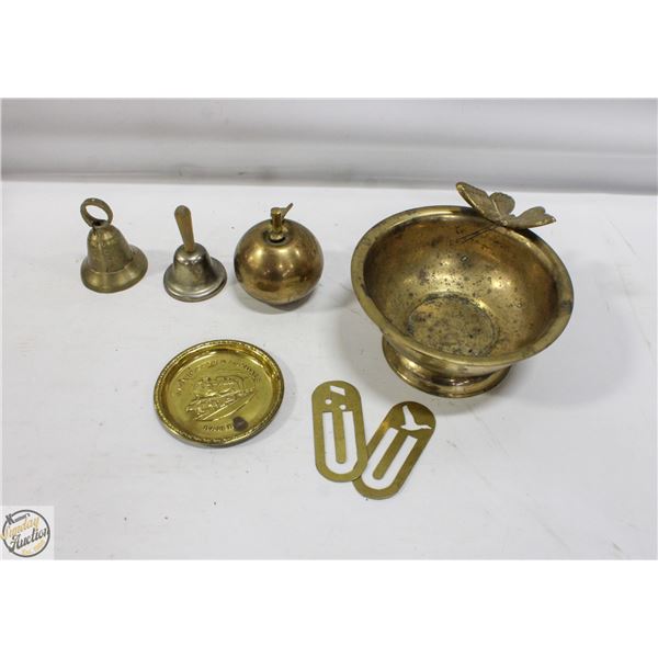 LOT OF VINTAGE BRASS ITEMS INCLUDING BELLS &