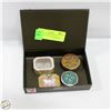 Image 1 : VINTAGE COMPACTS & HAND CARVED STONE BOX W/INLAY