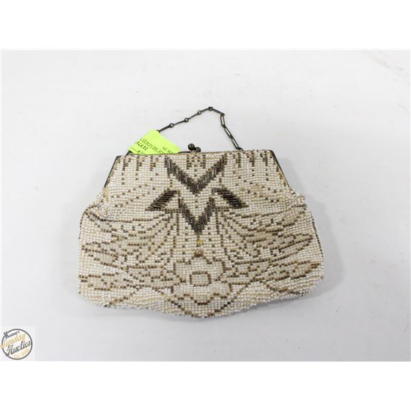 VINTAGE BEADED WRIST PURSE MADE IN