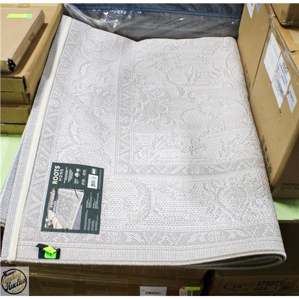 ROOTS OD WASHABLE AREA RUG 6 X 9FT