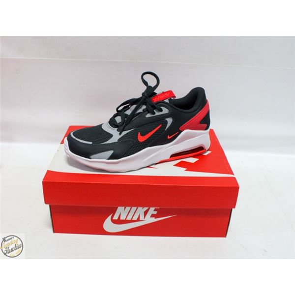 NEW NIKE AIR MAX BOLT GS SIZE 5.5Y