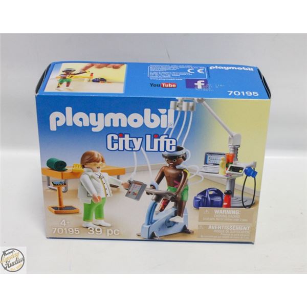 NEW PLAYMOBIL CITY LIFE