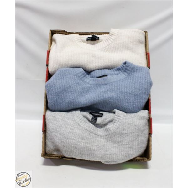 3 LADIES L/X SWEATERS