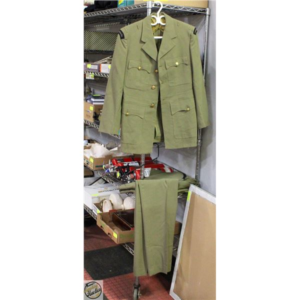 VINTAGE MILITARY COAT & PANTS-ESTATE