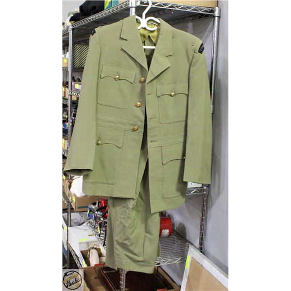 VINTAGE MILITARY COAT & PANTS-ESTATE