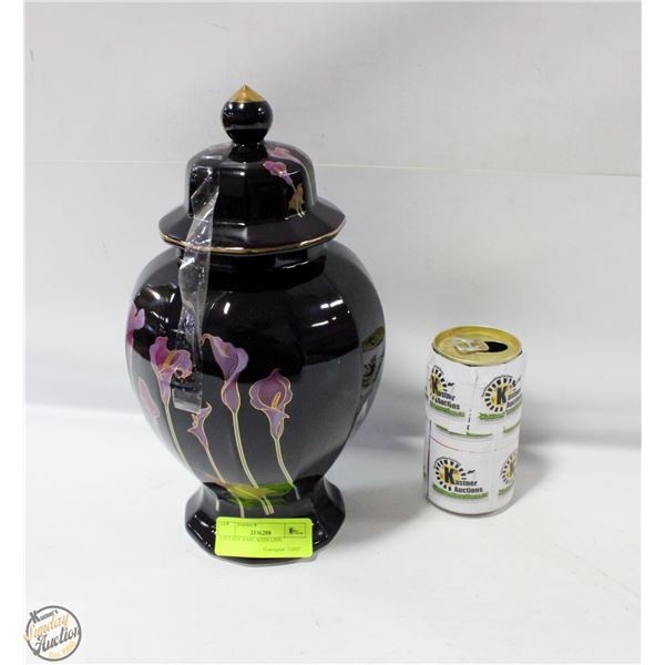 VINTAGE VASE WITH LID