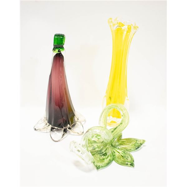 3 PIECES HAND BLOWN ART GLASS
