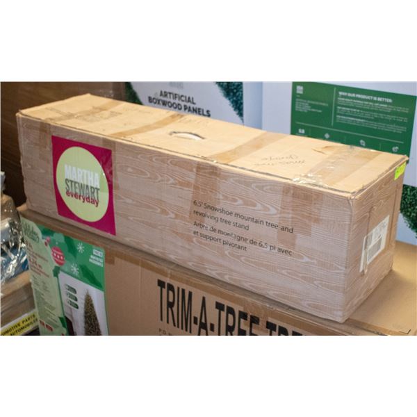 WHITE CHRISTMAS TREE IN BOX