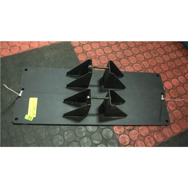 NEW PAIR OF DISTINCT HOME 20 IN. X 4 IN.