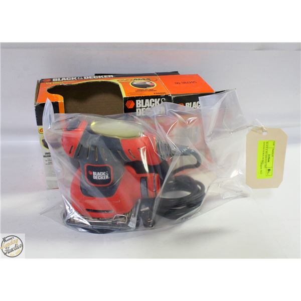 BLACK & DECKER ELECTRIC SANDER W/BOX WORKS