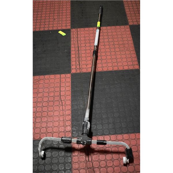 PAINT ROLLER EXTENSION POLE