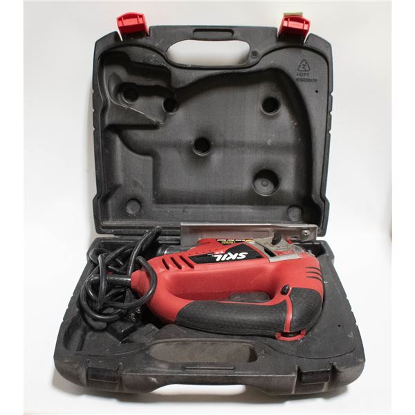5 AMP SKIL-SAW HARD CASED