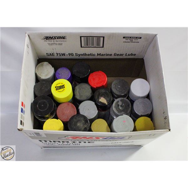 LOT OF SPRAY PAINT