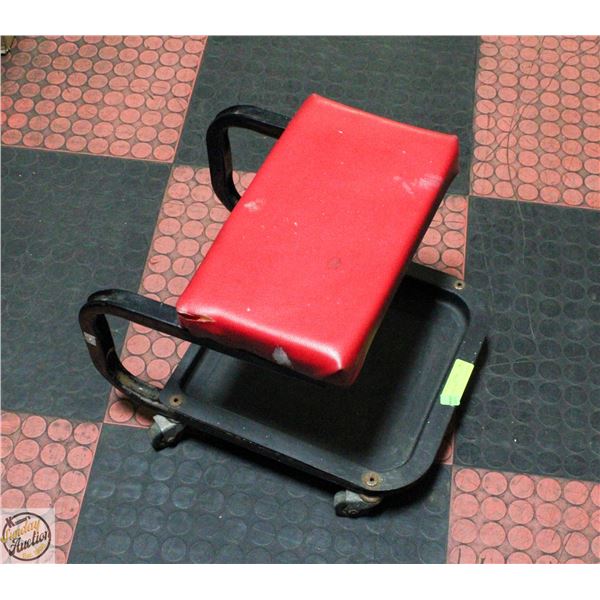 GARAGE STOOL