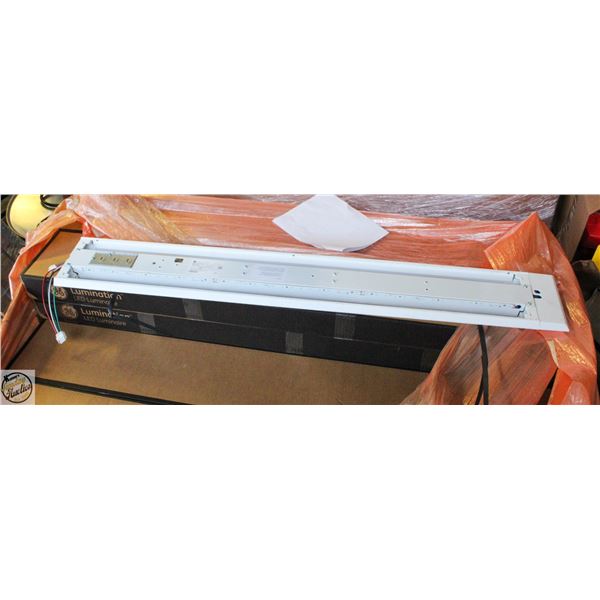 LOT OF 4 NEW GE 4FT LED SSF040H1VWHTB