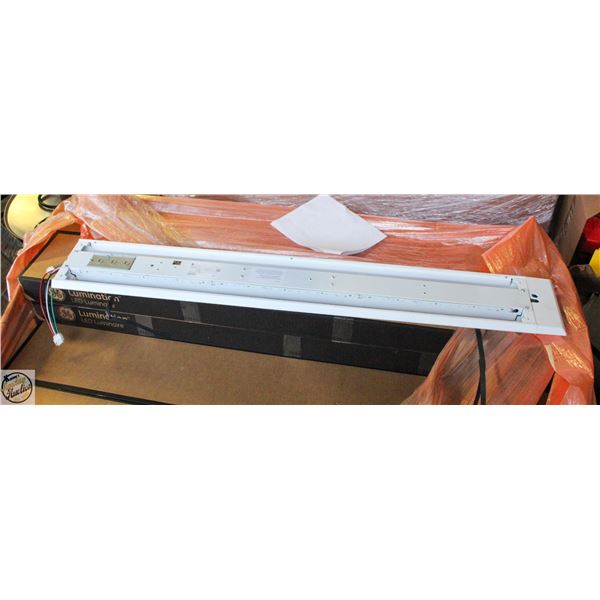 LOT OF 4 NEW GE 4FT LED SSF040H1VWHTB