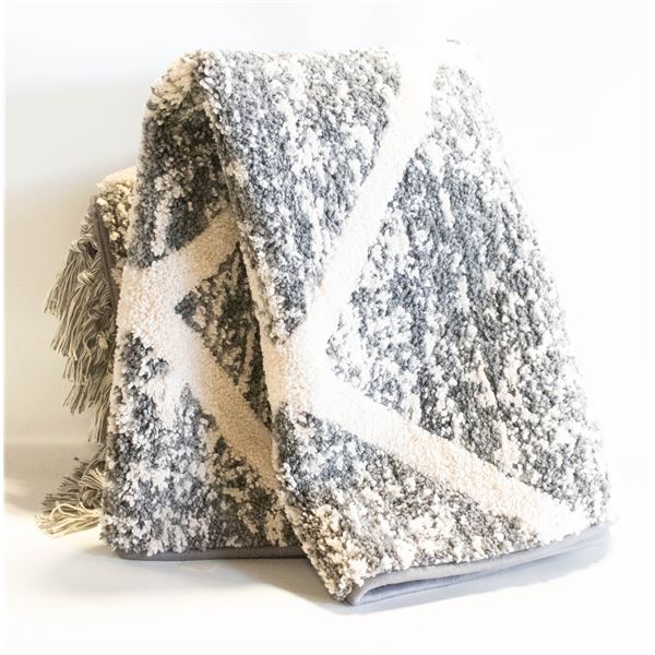 MINERAL SPRING MICROFIBER RUG 30 X 46"