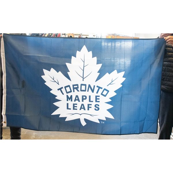 TORONTO MAPLE LEAFS FLAG
