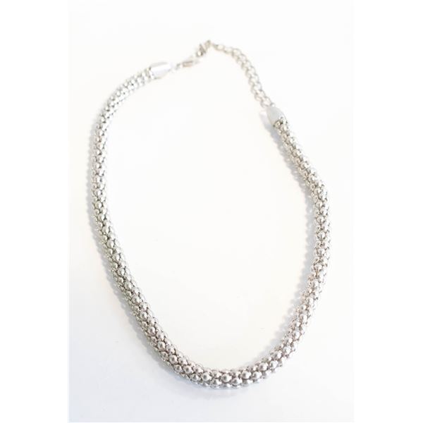 VINTAGE ESTATE NECKLACE