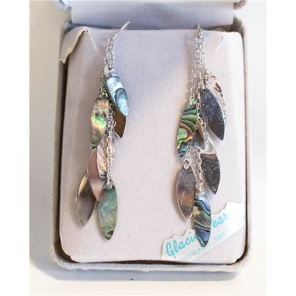 GLACIER PEARL WILLOW LEAVES EARRINGS SET