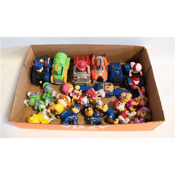 20 PAW PATROL TOYS LOT