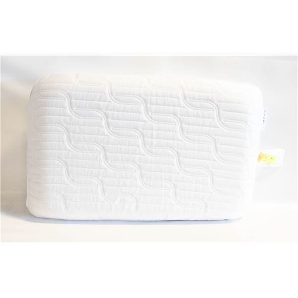 LAZYBOY COOL REST PILLOW