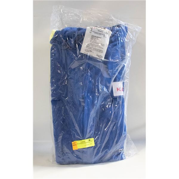 NEW FR COVERALLS HI-VIS SIZE 56