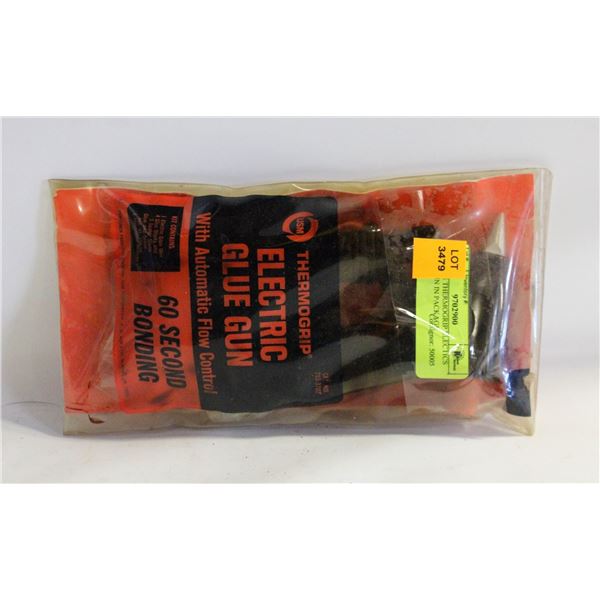 VINTAGE THERMOGRIP ELECTICS GLUE GUN IN PACKAGE