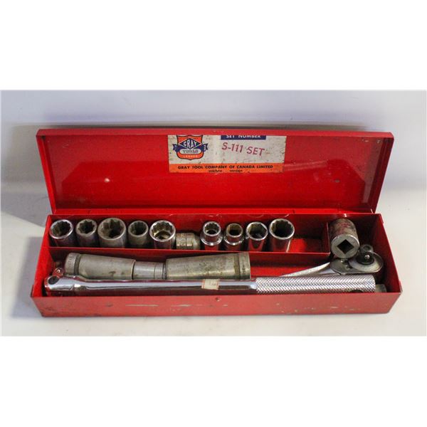 ESTATE METAL CASE OF VARIOUS DRILL BITS