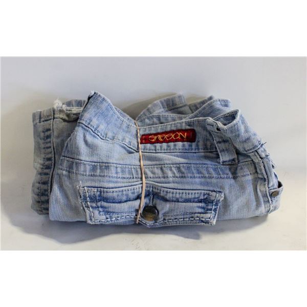 WOMEN'S SASSON JEANS SIZE 14