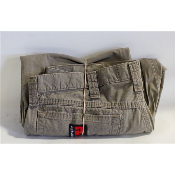 MENS 34X32 WRANGLER RIGGS WORKWEAR PANTS