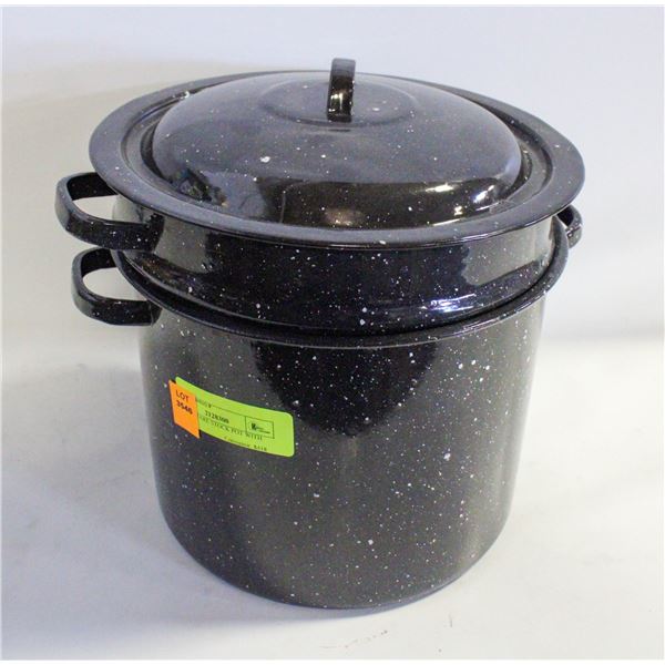 ENAMELWARE STOCK POT WITH STEAMER