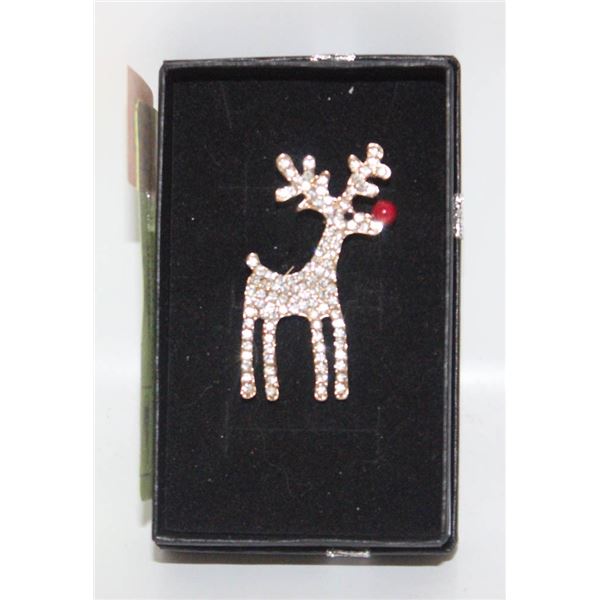 REINDEER,BROOCH,1.65”X0.71”