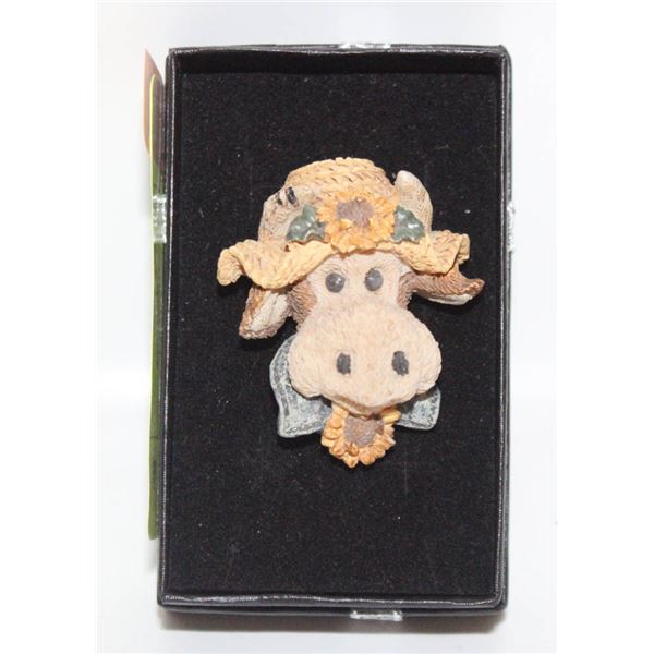 BOYDS COW BROOCH 2”X2”